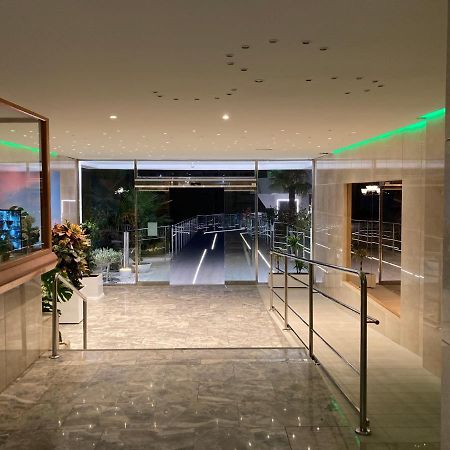 Apartamento Playa De Benidorm Playa De Levante Екстер'єр фото