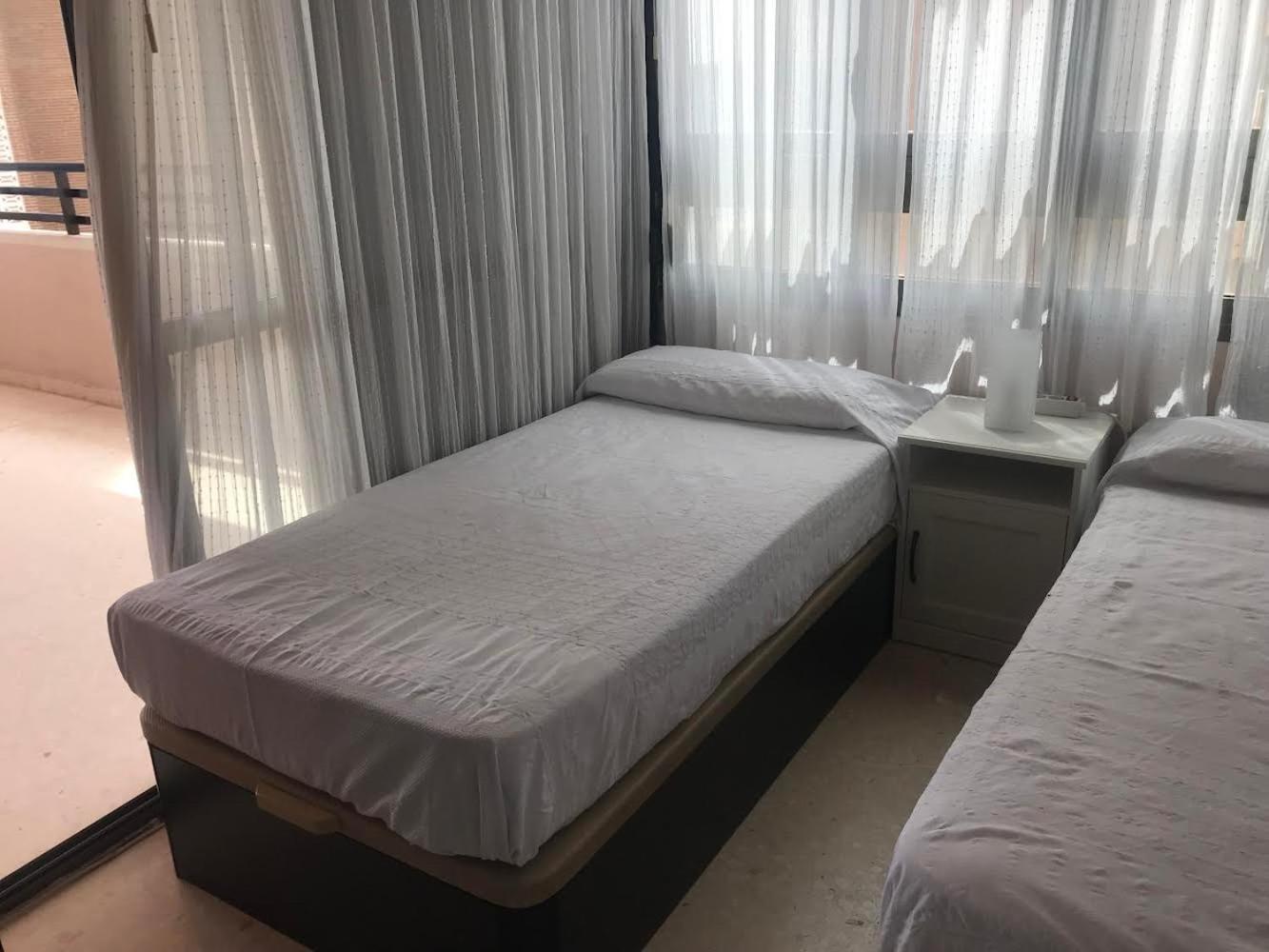 Apartamento Playa De Benidorm Playa De Levante Екстер'єр фото